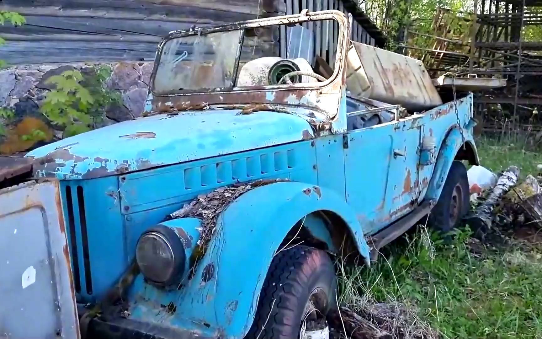 老车启动:车龄超50年嘎斯69,简单维修一把着车,不愧为毛熊品质_哔哩