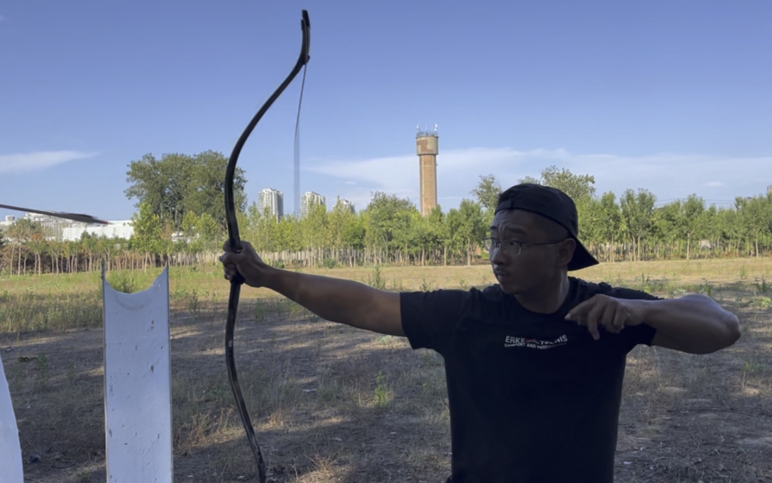 韩老师试射60磅加长版韩弓daylite monarq