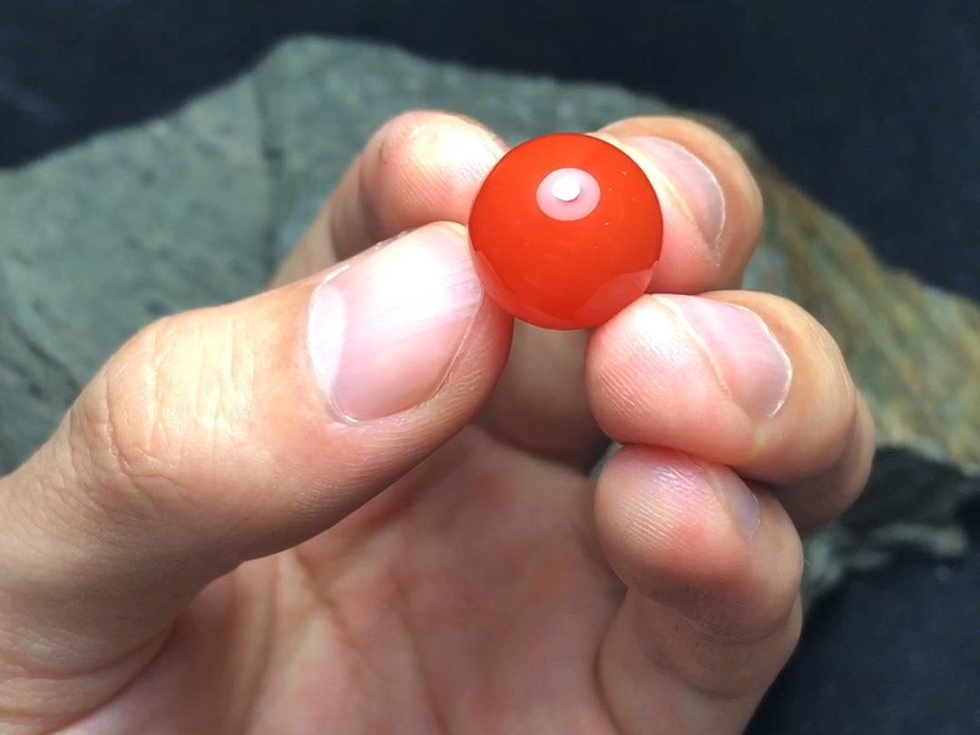 精品保山南红圆珠配饰!颜色漂亮,玉性十足,肉质非常好