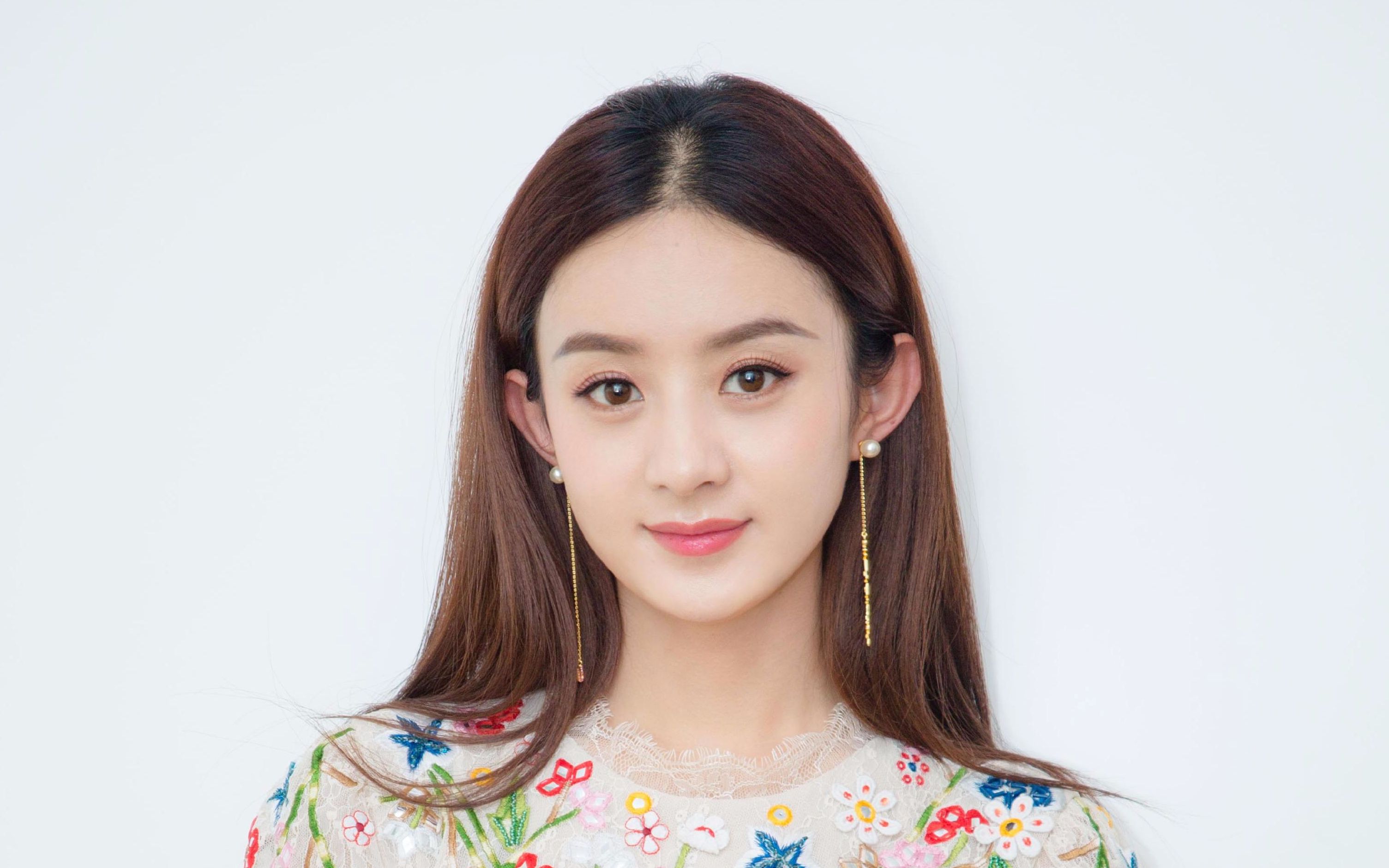 赵丽颖生完孩子后抑郁症了冯绍峰的回应是亮点网友扎心了