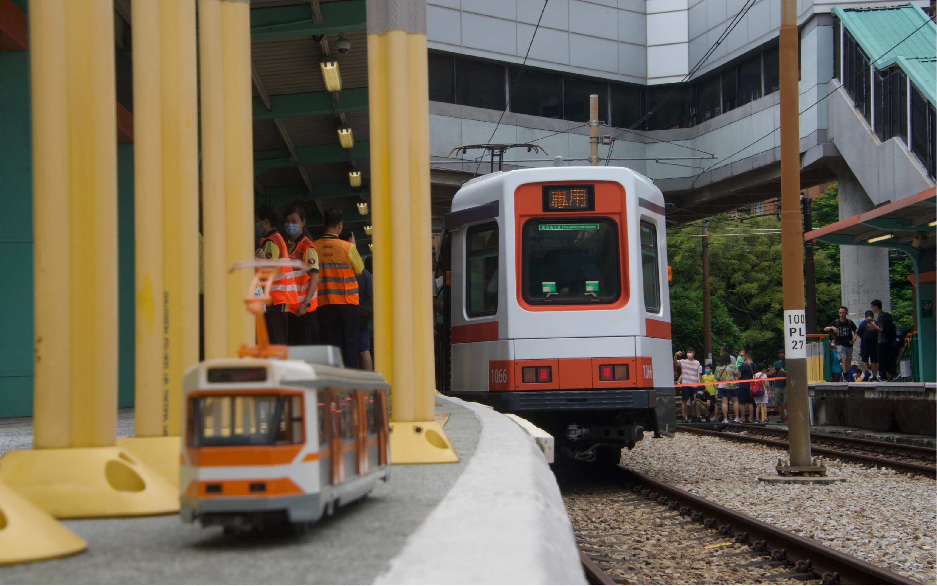 【活动实录】今日首次登场的35周年复刻主题轻铁列车1