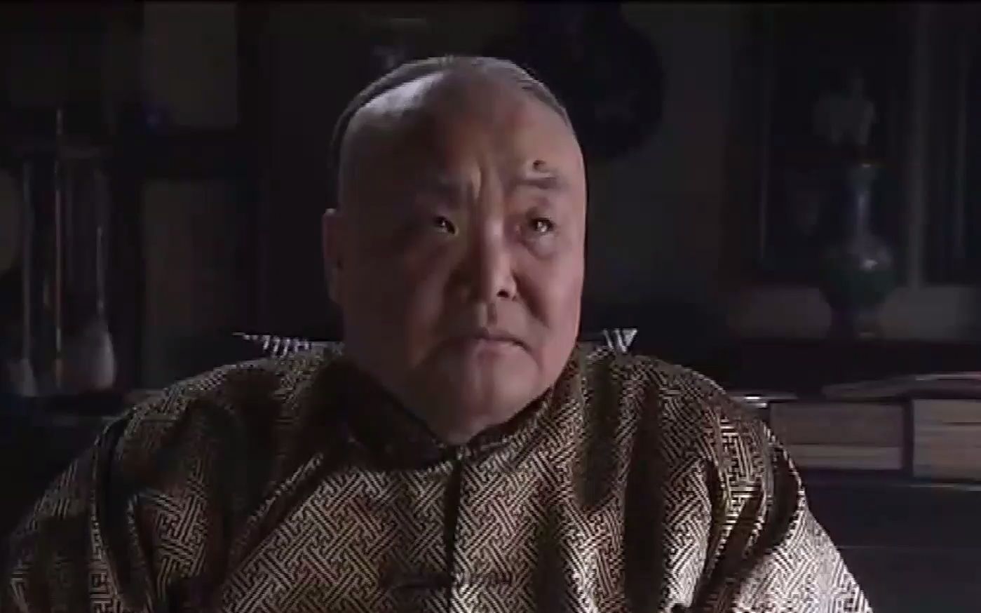 茶馆:庞太监亲戚花钱大手大脚,全记他的账上,直呼:养了一群狼