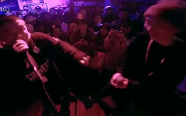 [图]【Battle】说唱会馆Drunk VS Melo 过孽表演赛