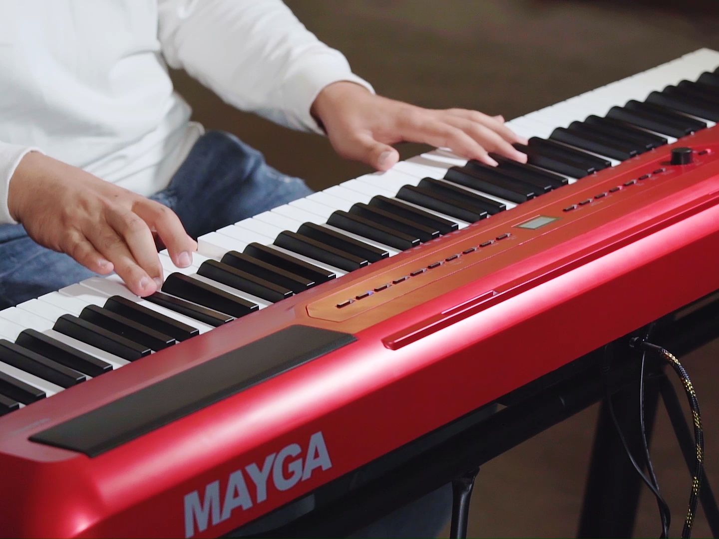 美嘉红色mp-100电钢琴演奏《克罗地亚狂想曲》