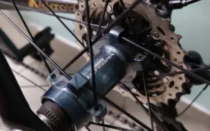 Télécharger la video: 近距离上手欣赏ut/ultegra wh6800轮组 清脆悦耳