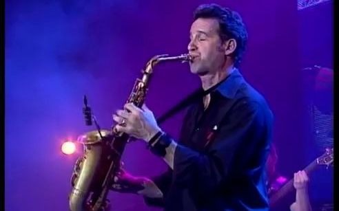 [图]回味无穷的演奏！Eric Marienthal I Believe You Live