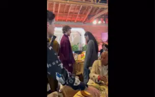 Download Video: 【Jack Harlow】和Dua Lipa谈笑风生