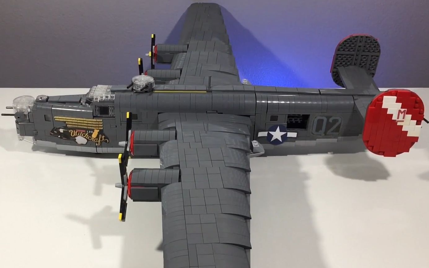 拼砌大师用乐高搭建二战美军b24解放者重型远程轰炸机