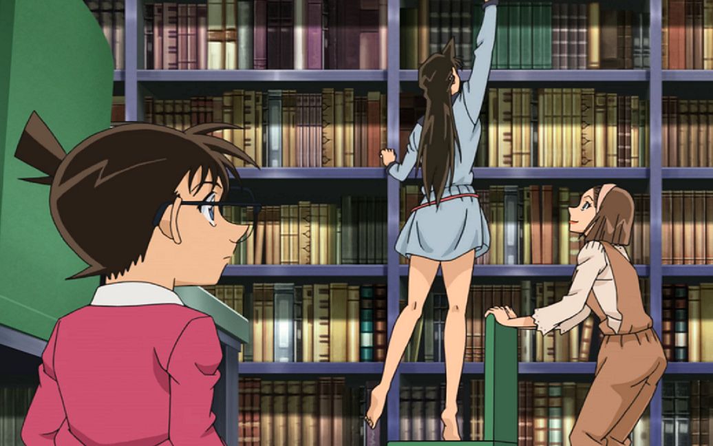 柯南怀疑小兰是基德假扮的盯着大腿想以腿识人结果弄出大误会