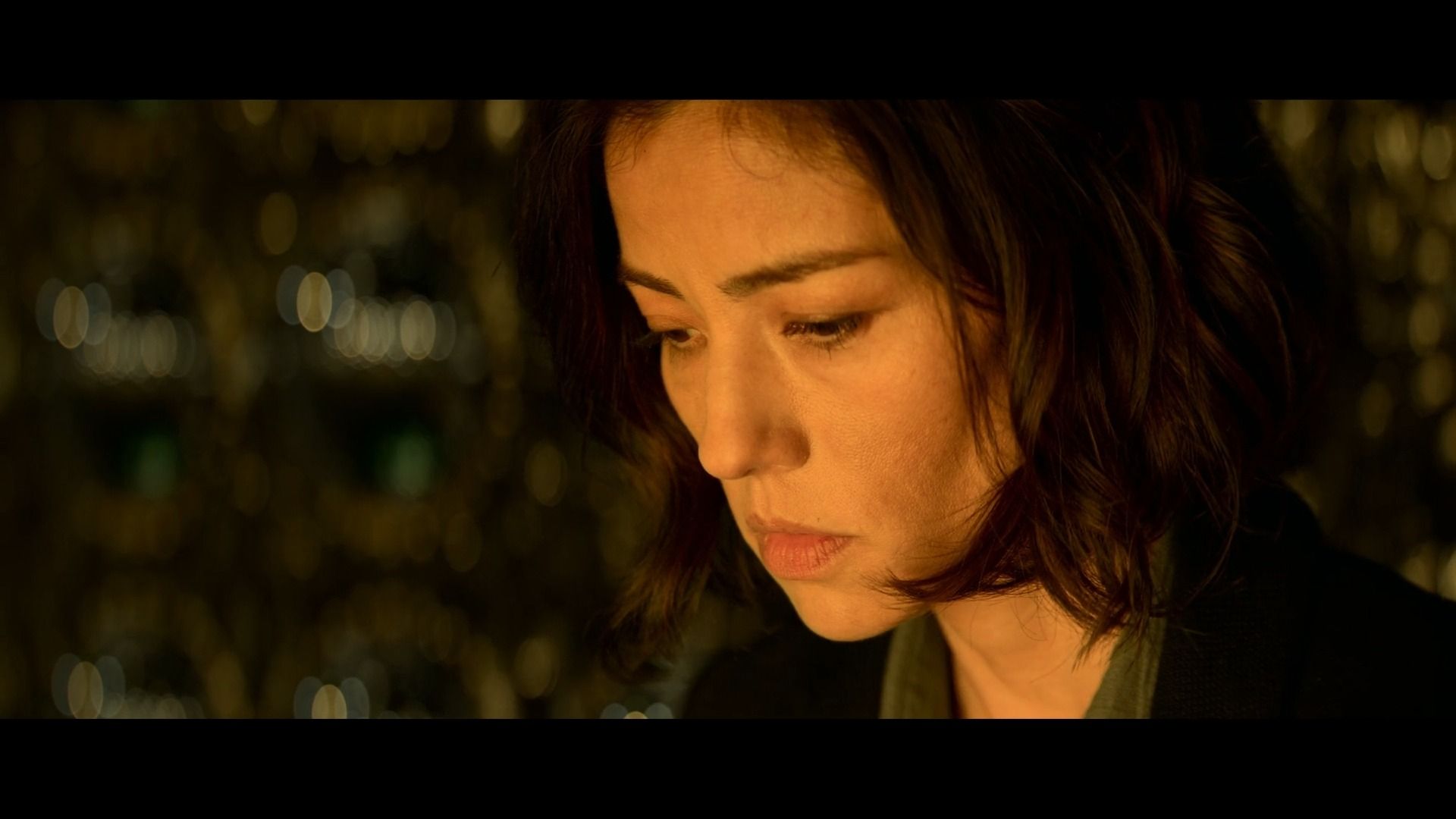 美剧版三体登场人物杨冬剧中叫叶薇拉因为被神迹和质子误导产生了物理