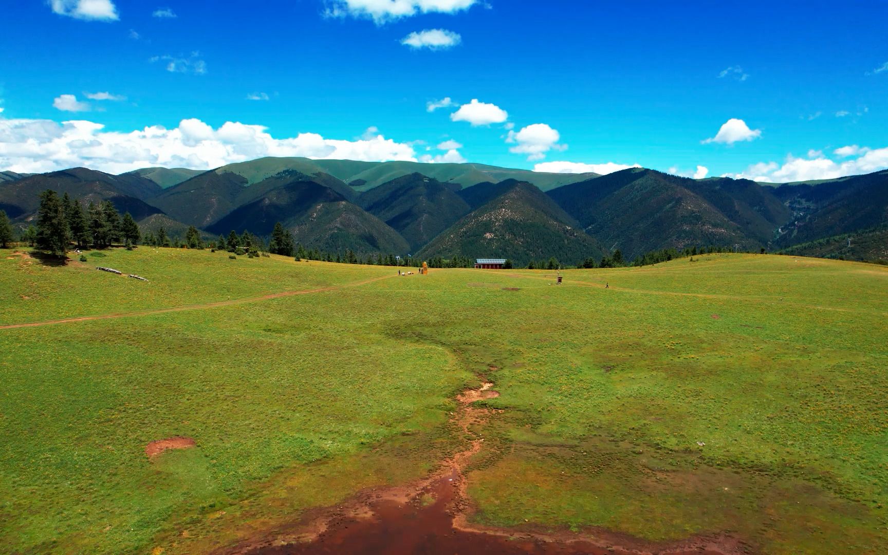 甘孜州雅江县康巴汉子村郭岗顶1