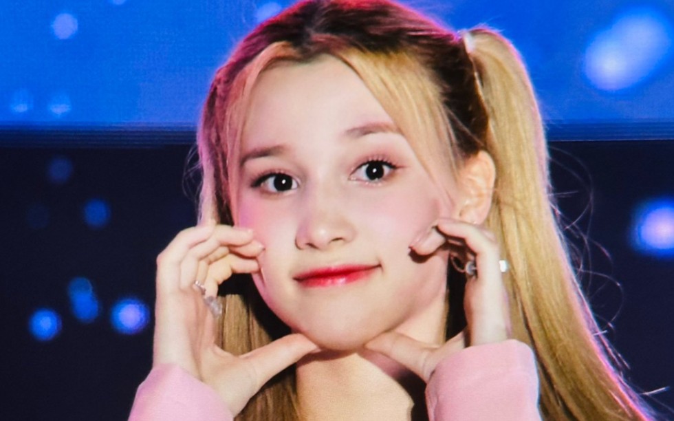 【休宁巴伊叶】kep1er 230908 亚洲歌曲音乐节-giddy back to the