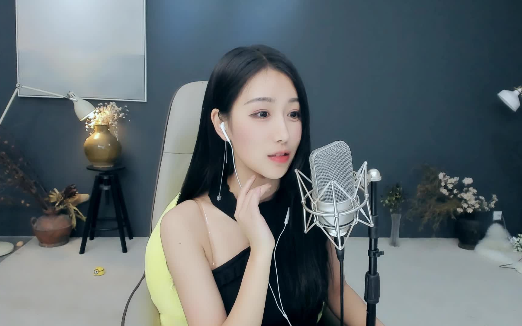 「小深深儿」直播录像 2020-09-12