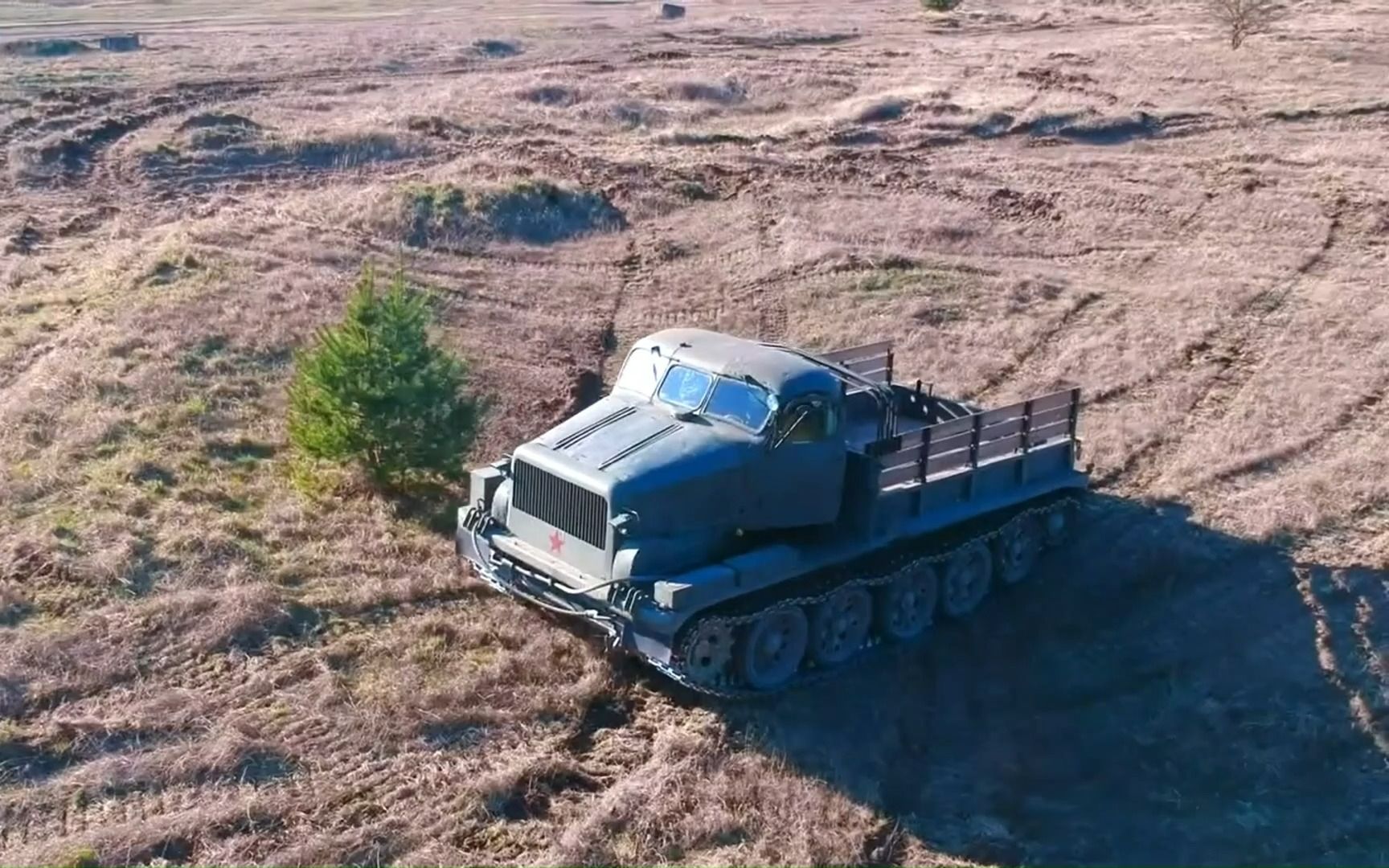 重型火炮牵引车 at -t