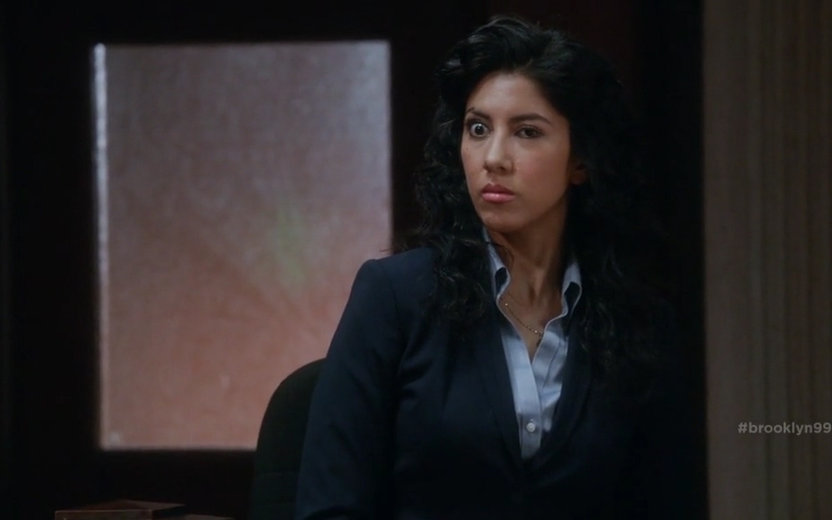 美剧 神烦警探s01e08 rosa高冷神秘女神爆笑片段