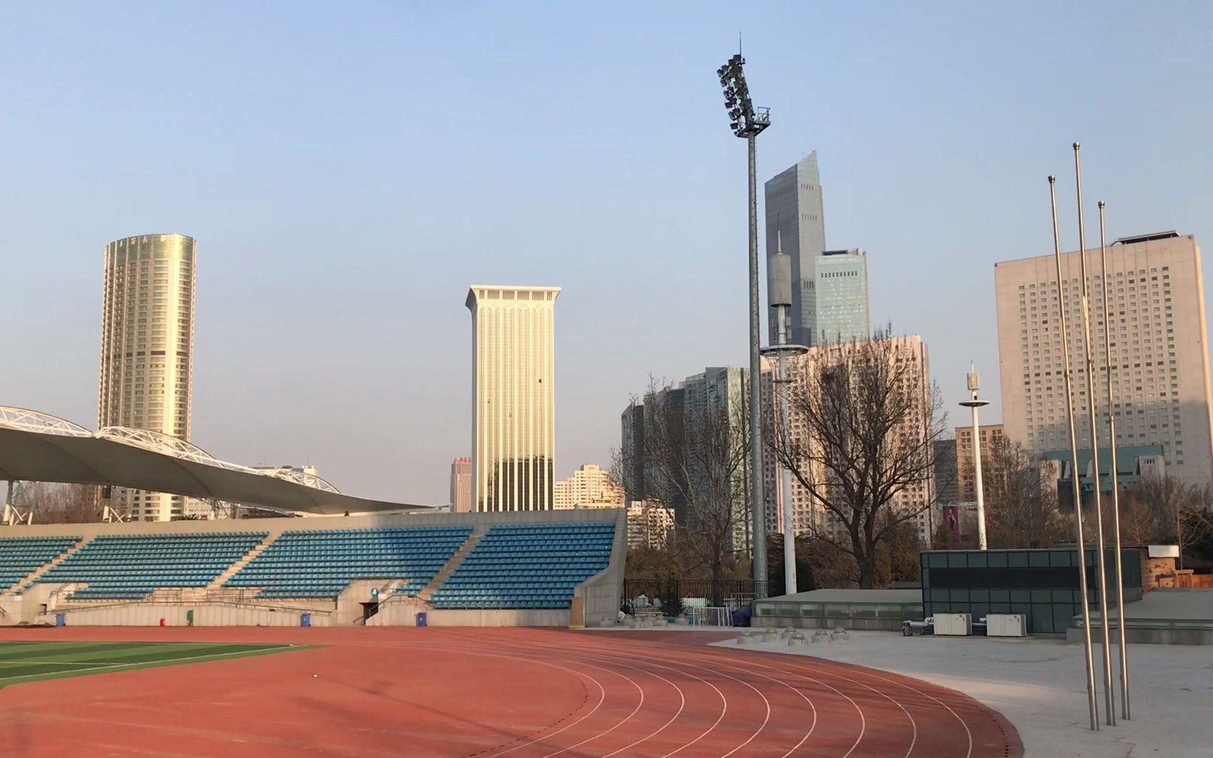 探访大连老建筑:火车头体育场哔哩哔哩bilibili