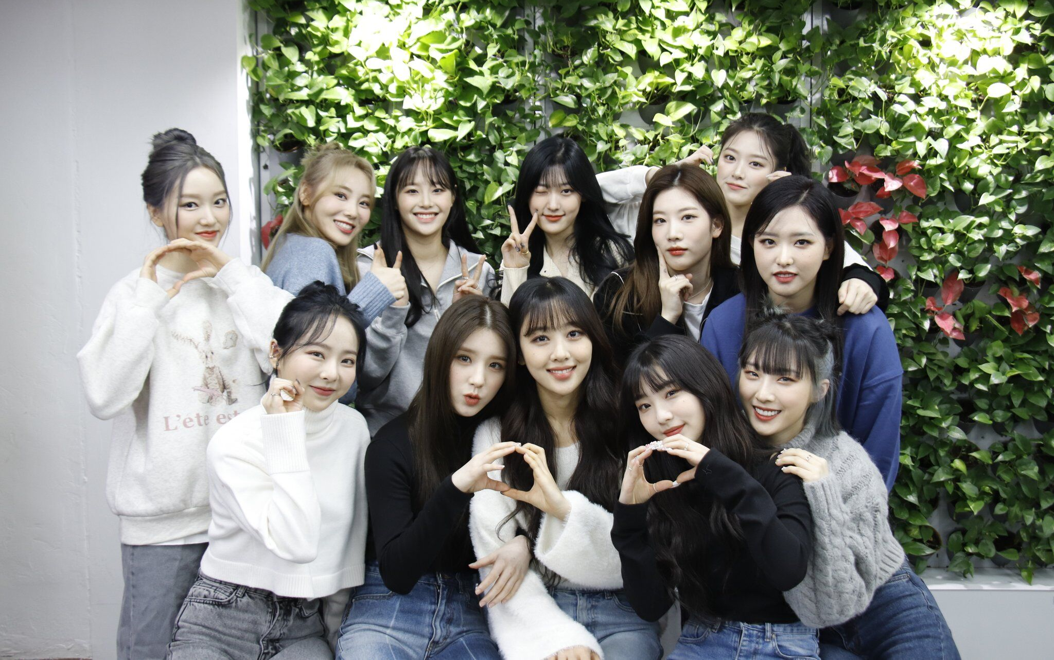 【本月少女】演唱会全体直拍高清合集 | 220211 loonaverse: from演唱