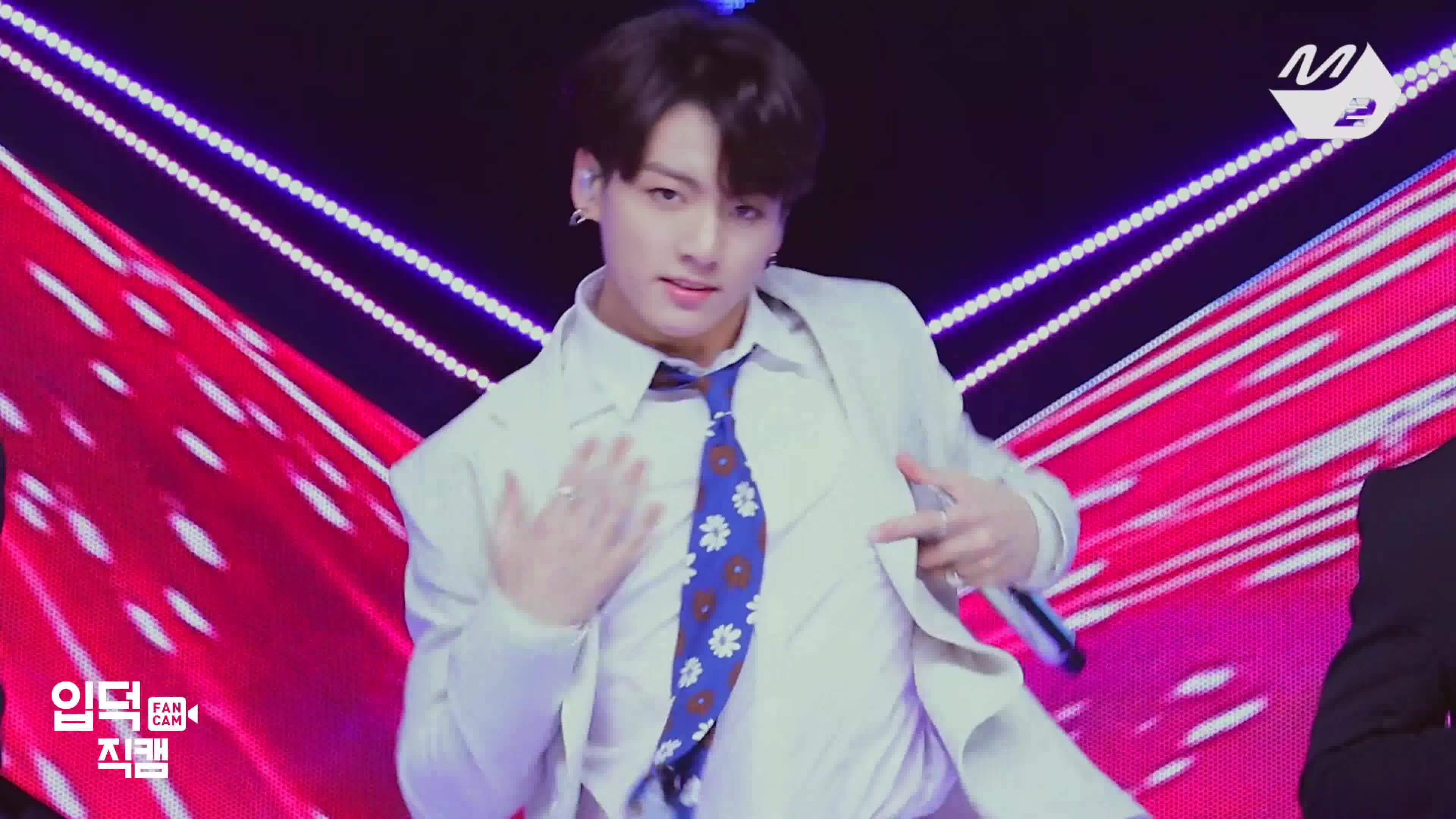 田柾国 190425mcd boy with luv 白西装横版神级入坑单人直拍4k超清