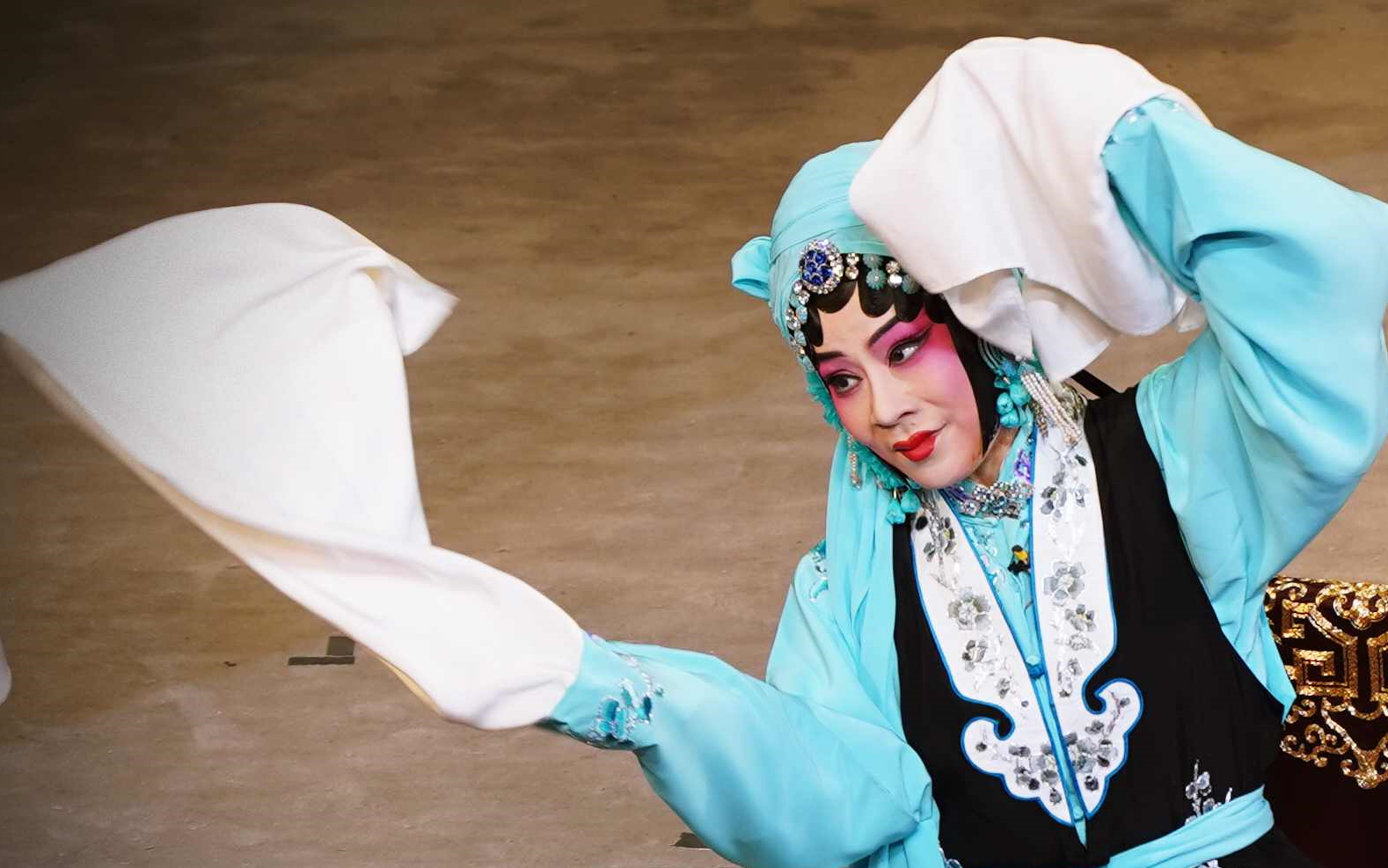 230123【迟小秋】京剧《锁麟囊》康复后首场演出