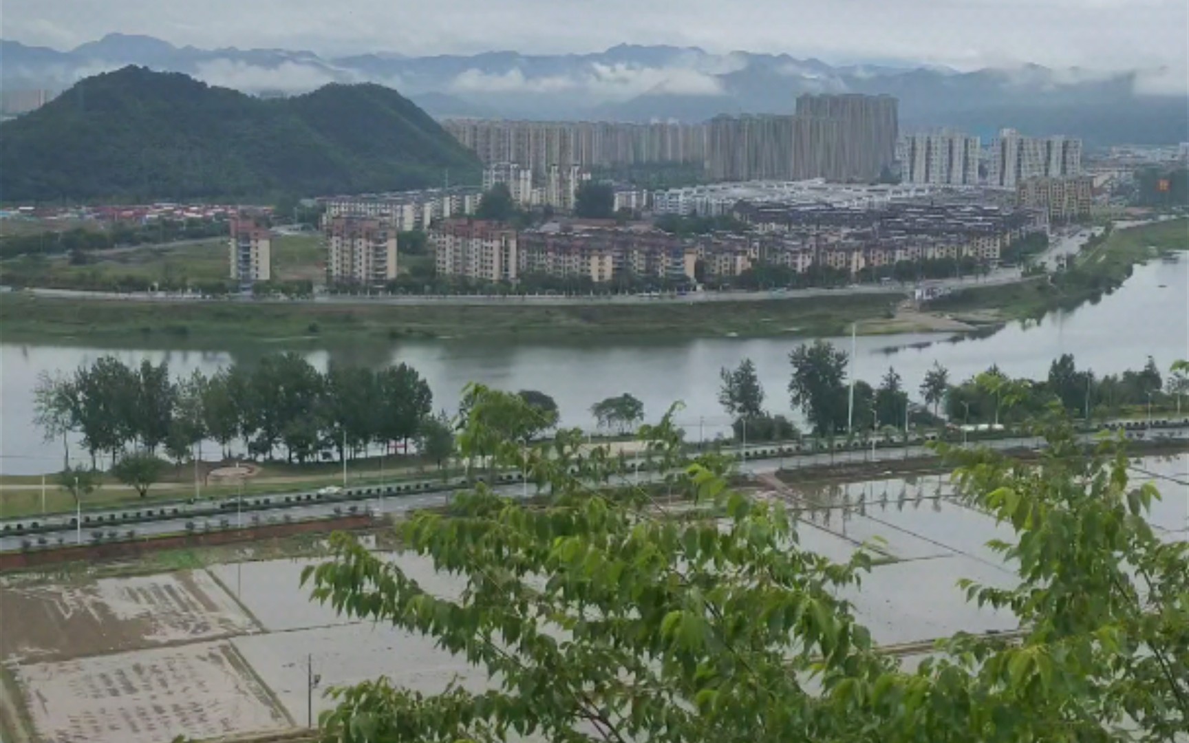 [图]泾县响山（3）凌山观景