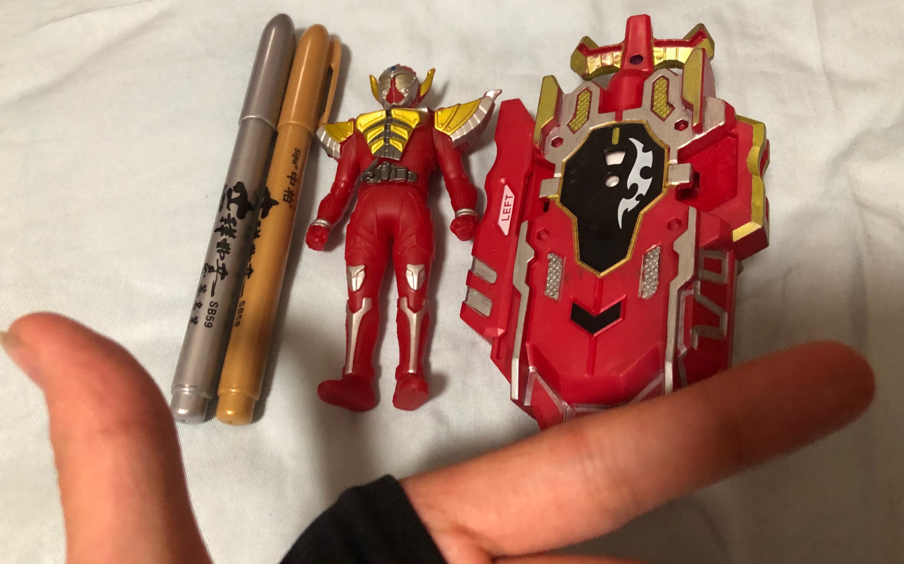 beyblade x假面骑士〕傲蕉吃瘪 香蕉巴隆 burst双向发射器 简单斧色