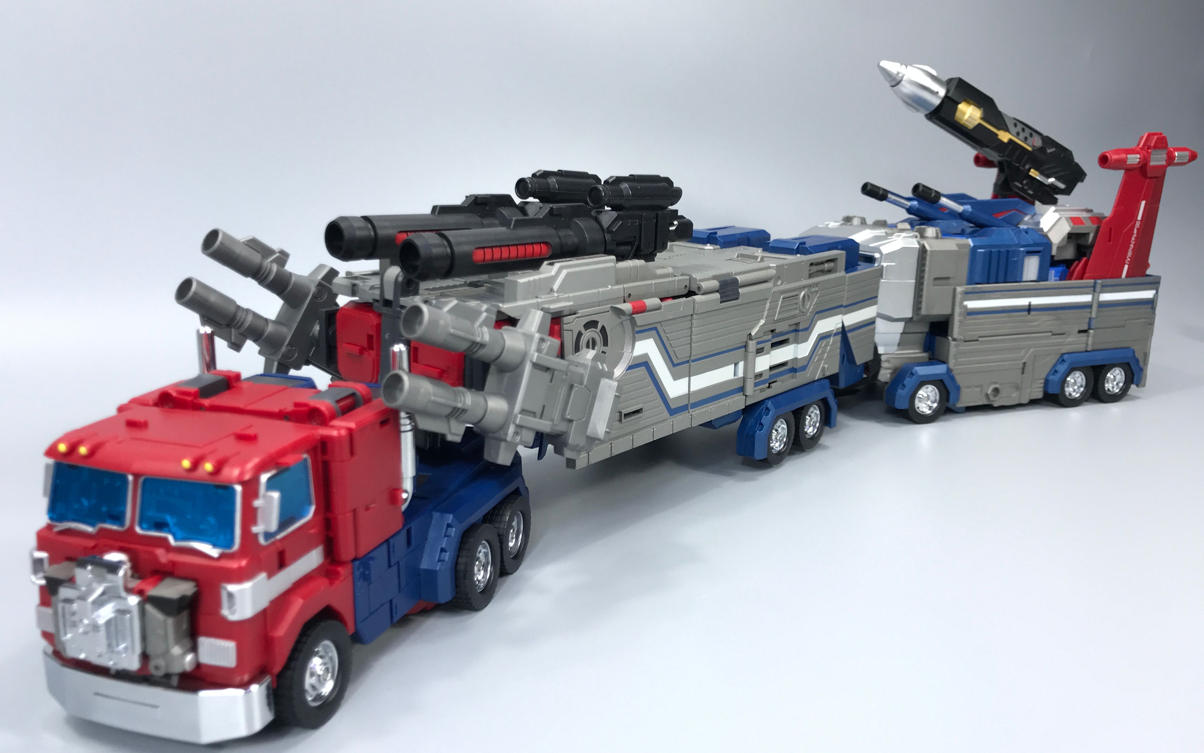 来福的模玩简评-第237集 fanshobby 神弹&超神仁莱