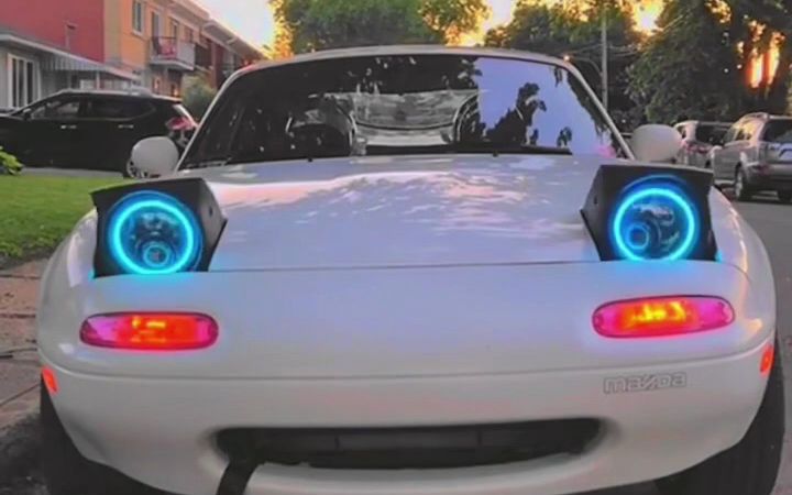 马自达 mx5 米娅塔可爱跳灯