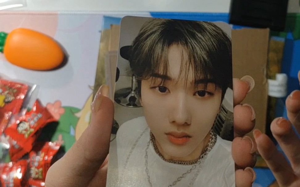 朴志晟小卡开箱