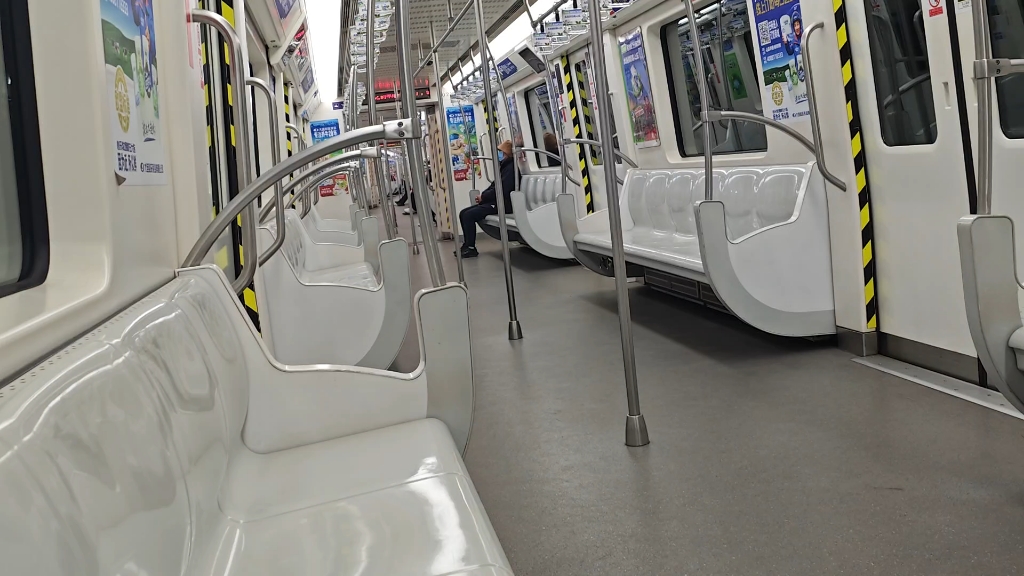 大连地铁2号线 海之韵站前折返车内视角