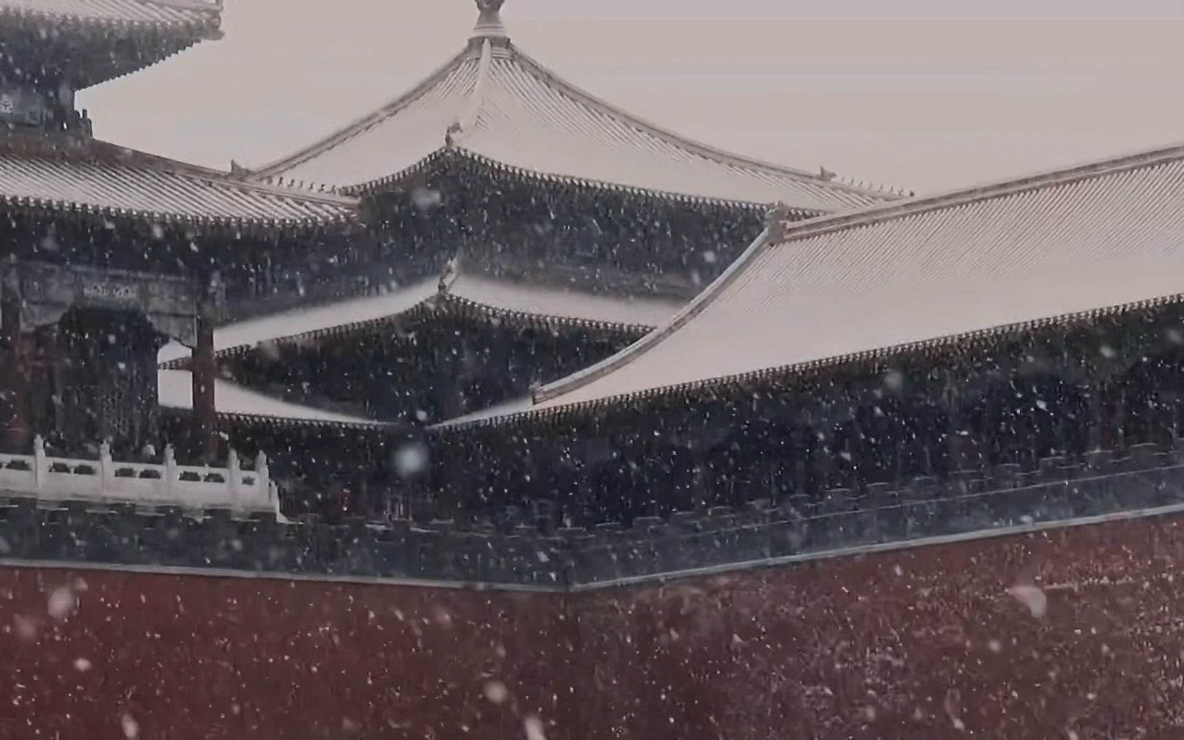 [图]“一日雪落紫禁城，百年风雨尽其中”