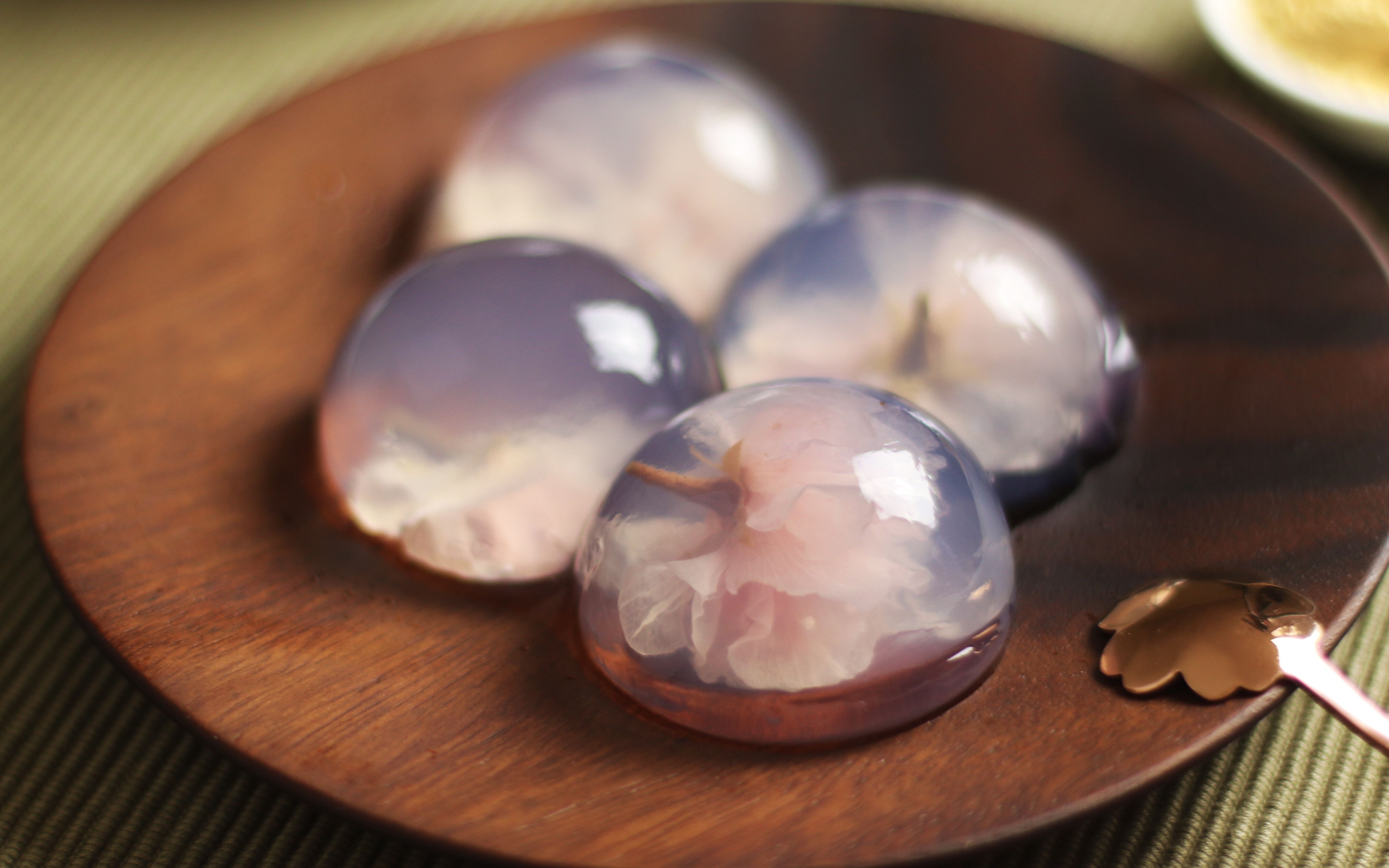 学会如何制作号称最梦幻的日式经典小吃樱花牛乳水信玄饼_哔哩哔哩