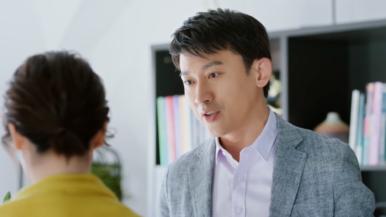 幸福还会来敲门:疲劳小伙回家,既送花又做饭,精彩上演宠妻狂魔