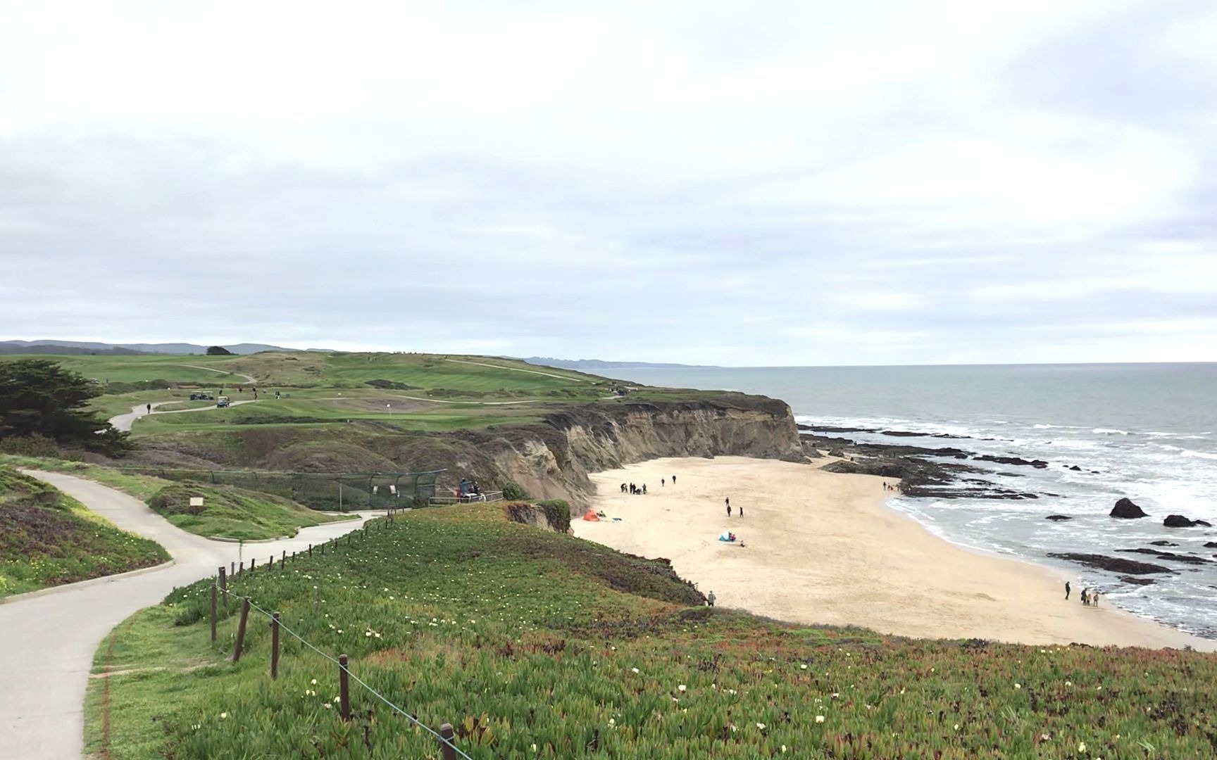 打卡网红旅游景点半月湾加州也有阴天的时候vlog08