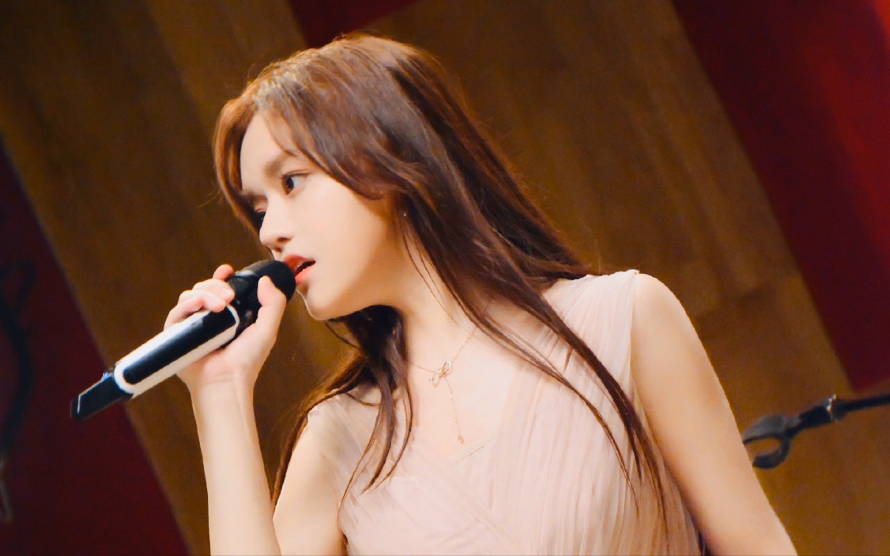 《打开》黄霄雲 大众听审版(转自映客)