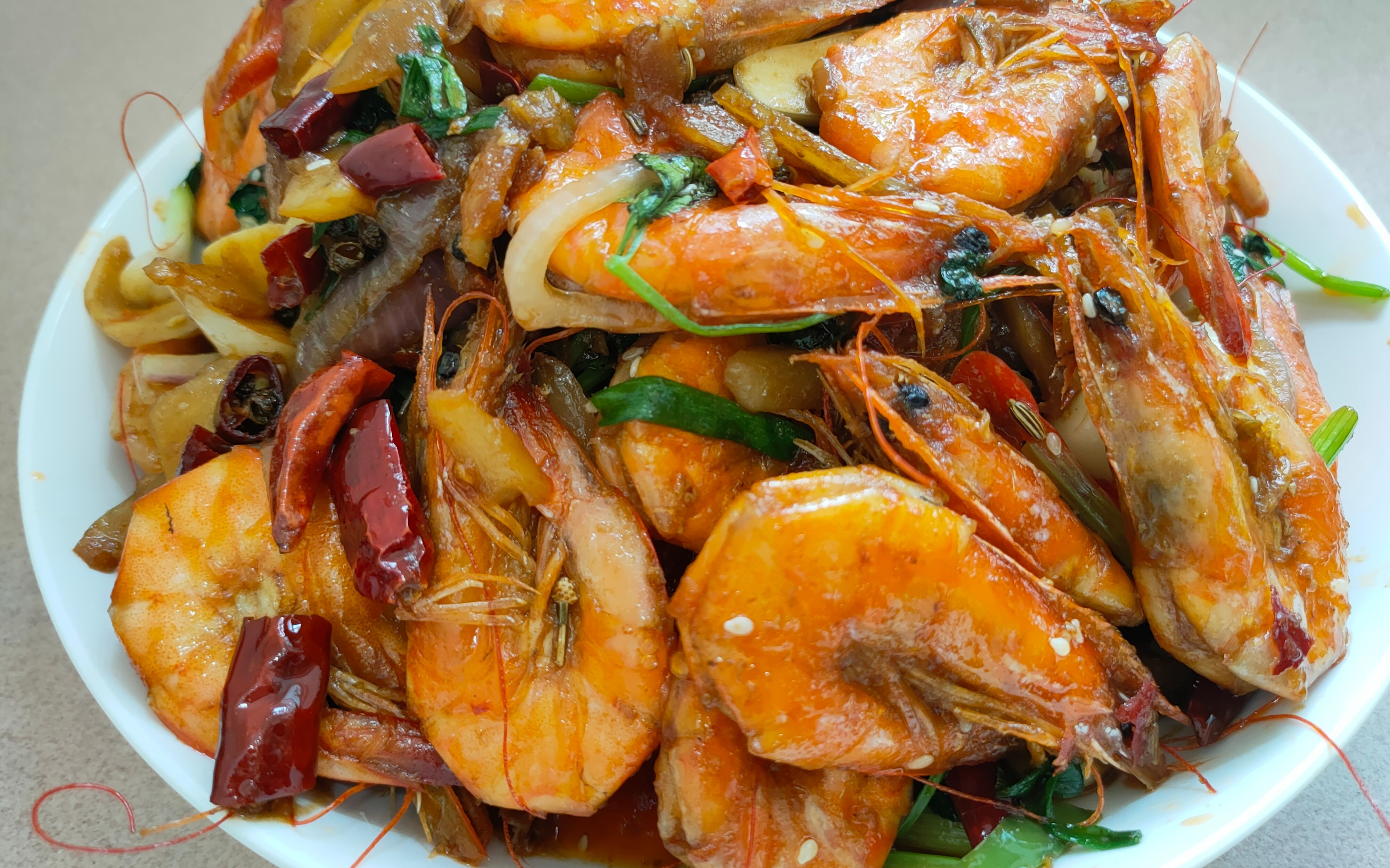 香辣虾家常做法,一次两斤不够吃