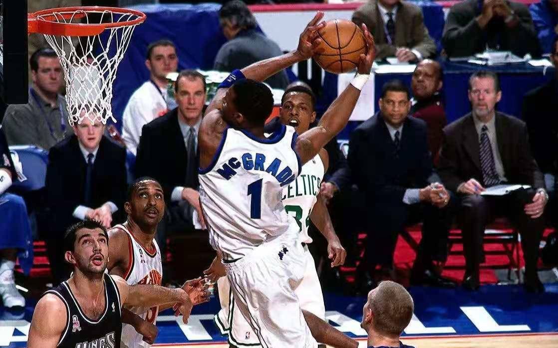 篮球名场面:麦迪飞天遁地自抛自扣