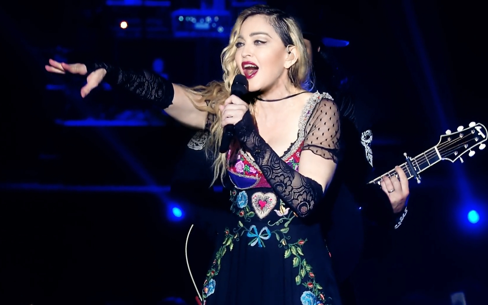 [图]Madonna - Like a Prayer (Rebel Heart Tour LIVE)