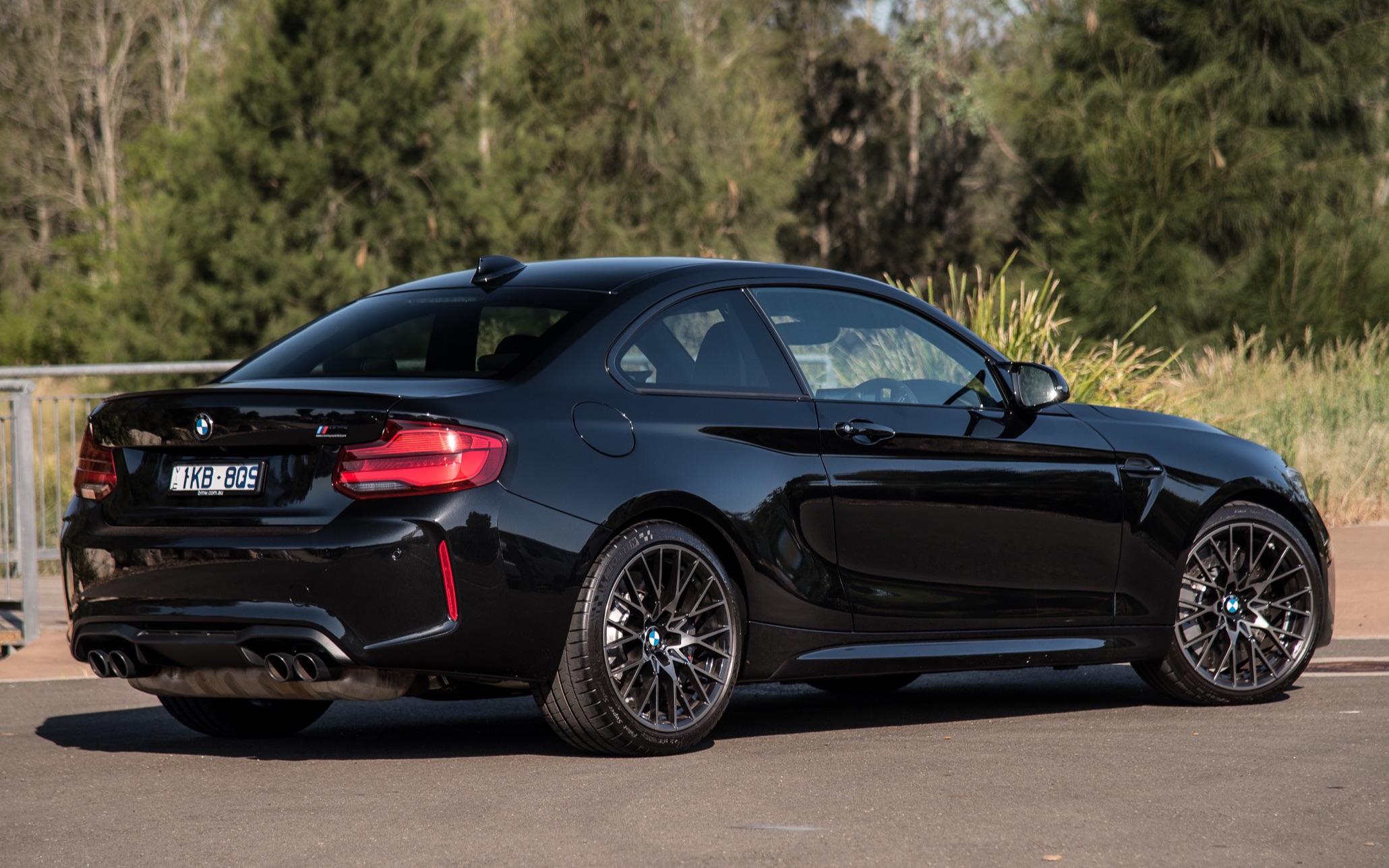 宝马m2雷霆版烧胎场地漂移昨天的实拍视频转载撞车我删了