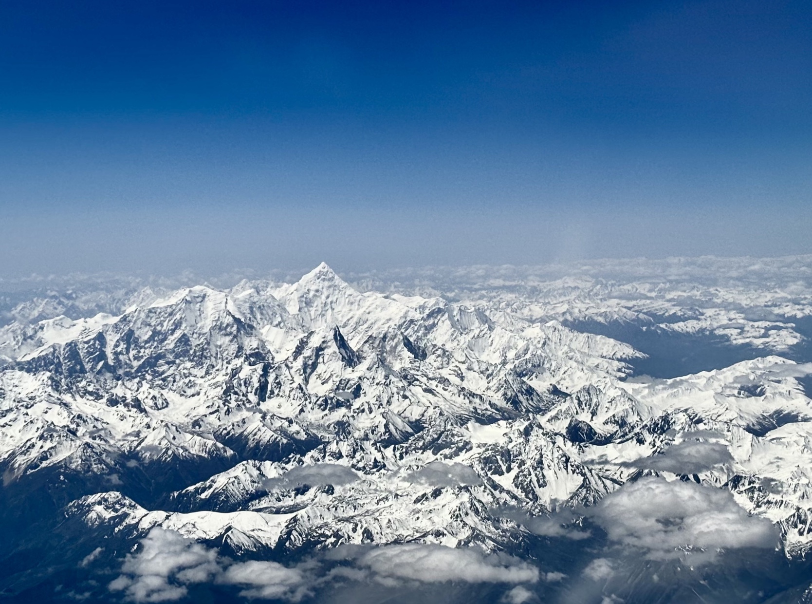 空客319100 川航3U6628(格萨尔—天府)贡嘎雪山哔哩哔哩bilibili