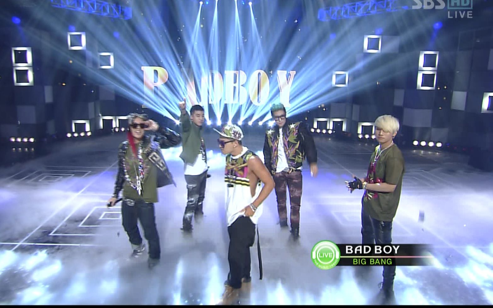 [图]BIGBANG 120422 SBS 人气歌谣 FANTASTIC BABY &BAD BOY