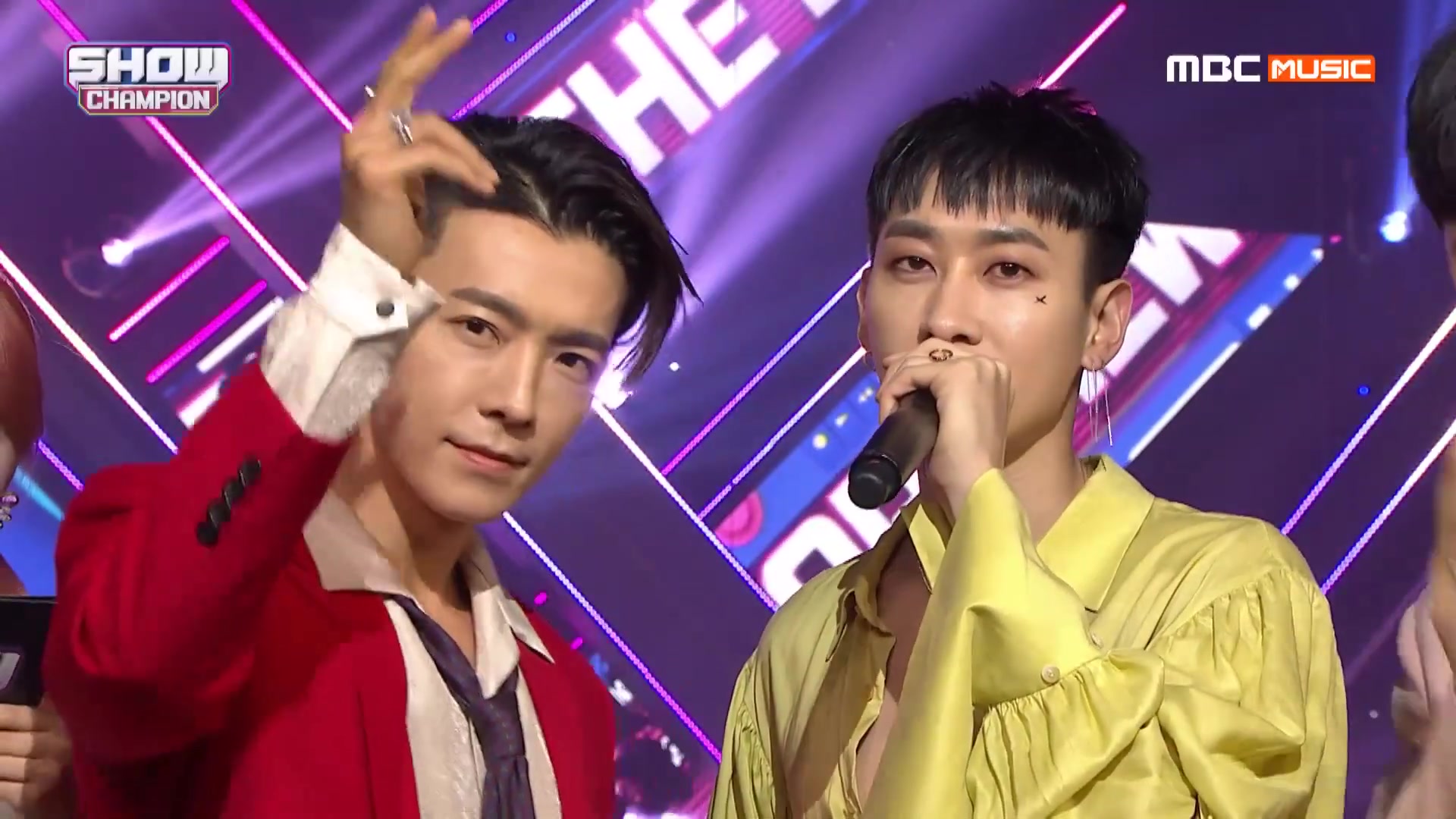 super junior d&e 三辑《danger》打歌现场 采访合集