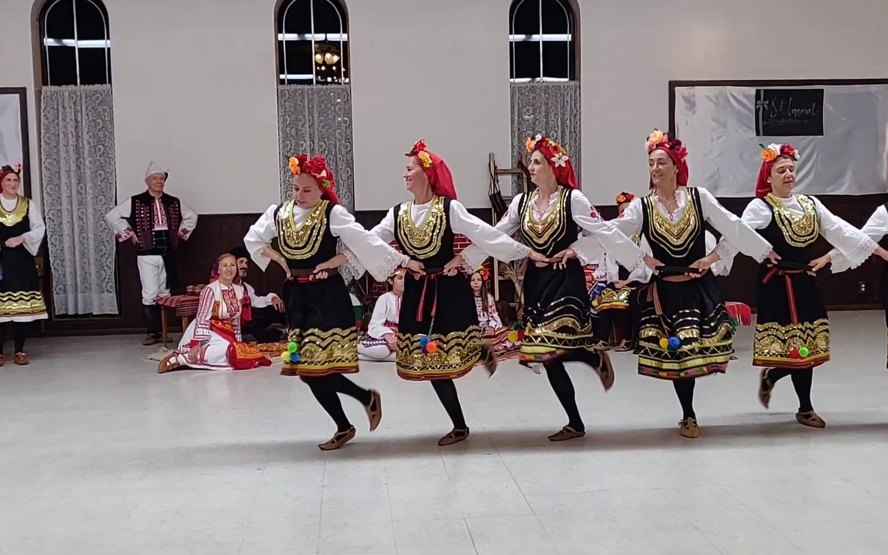 保加利亚舞蹈-----佩特鲁什诺·霍拉舞