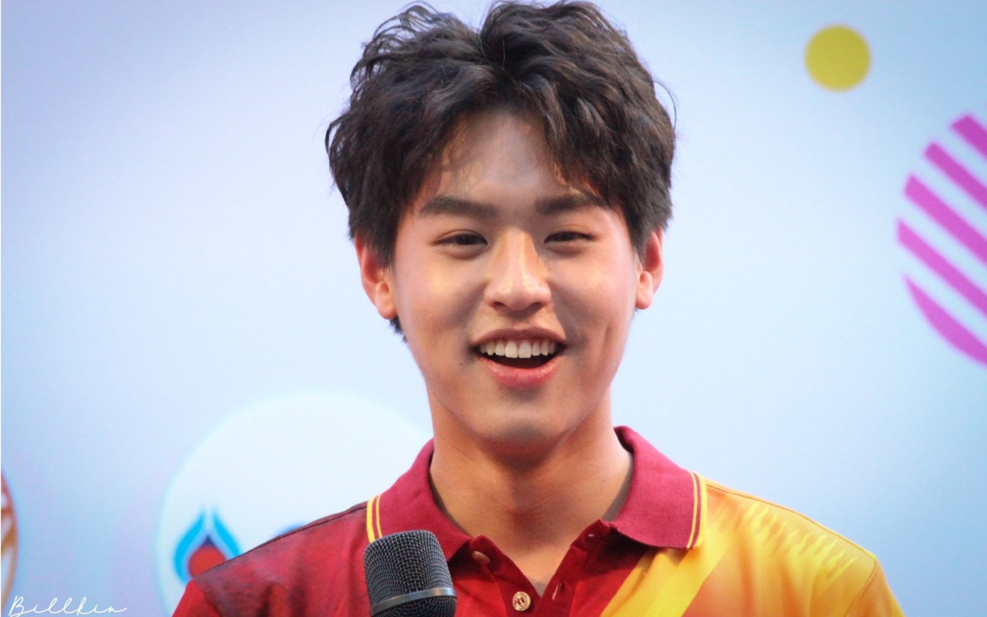 臭屁王子比尔金billkin的时尚大片