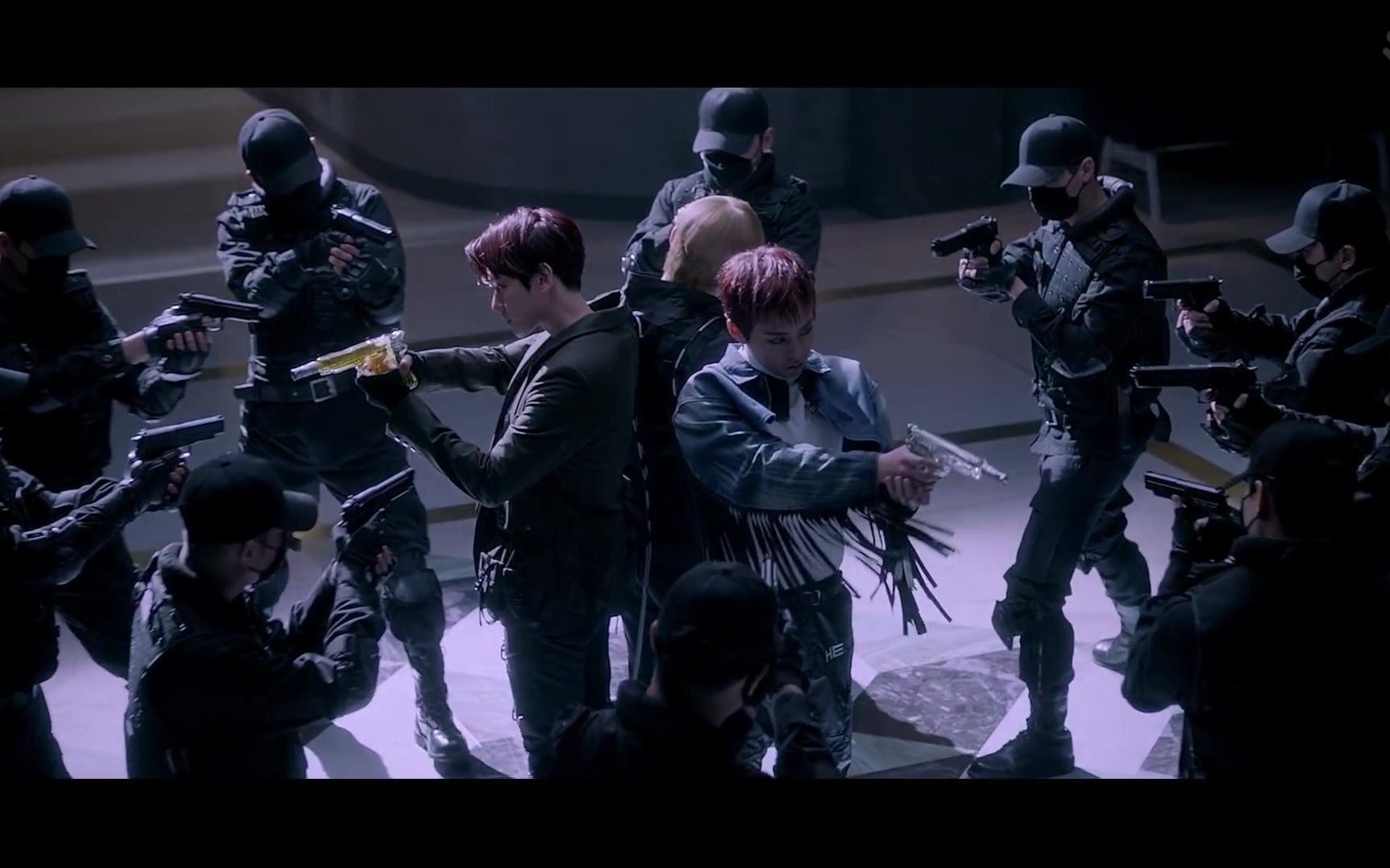 【画质重制】exo《lightsaber   transformer   overdose》表演现场