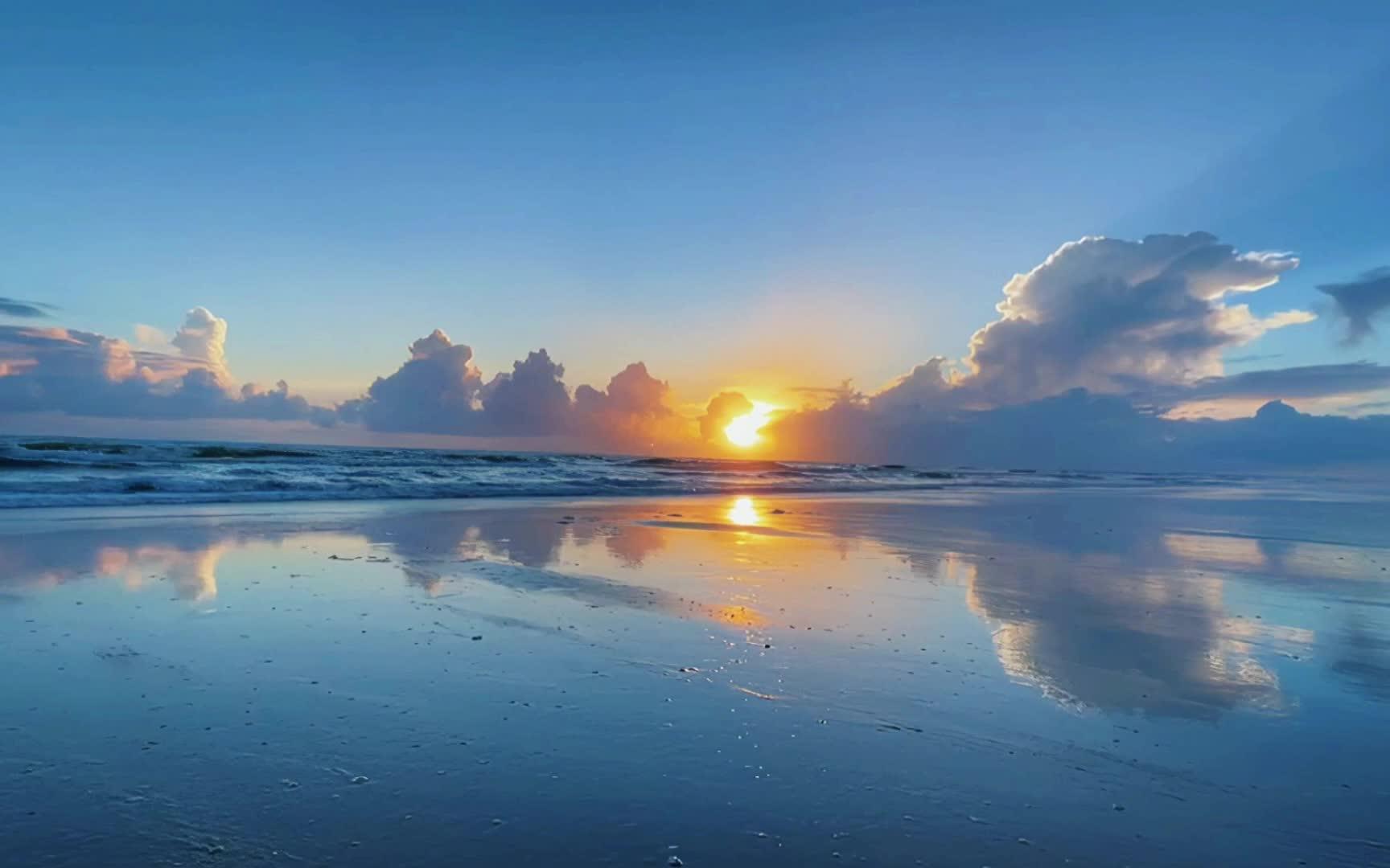 "陪我到可可西里看一看海."下一句就是我想对你说的话