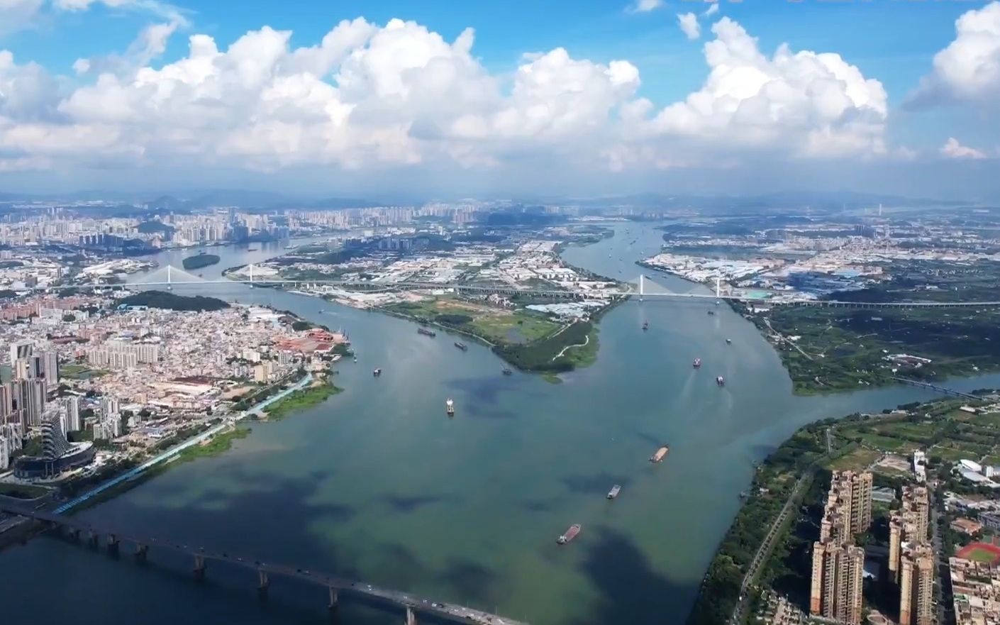 [图]【续写春天的故事】系列片之：打造国际一流湾区和世界级城市群