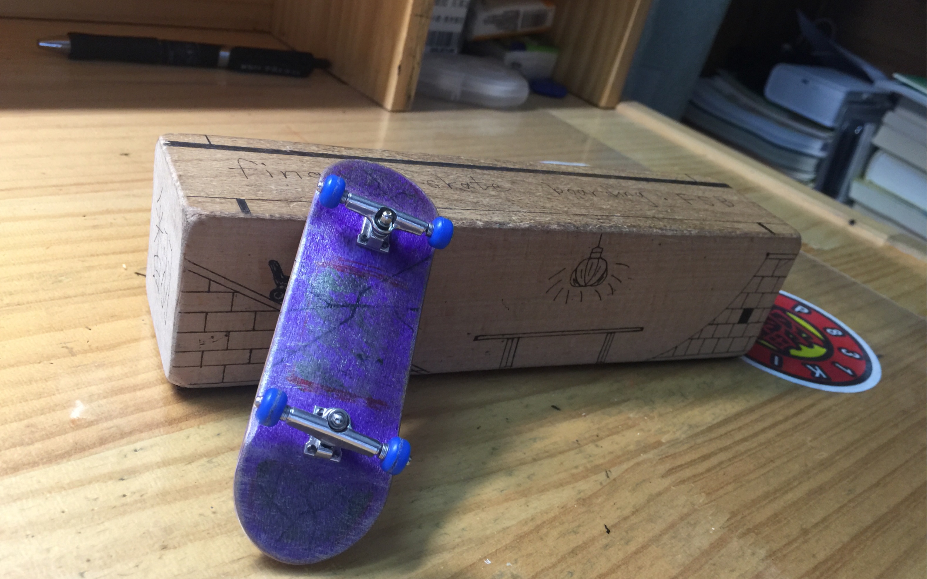 【手指滑板】5050深度教学(全面分析)