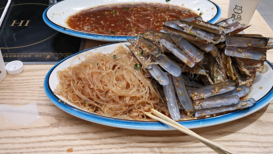 蛏子扇贝,不好吃!碳水粉丝,好吃!比美国辛迪加康采恩卡特尔托拉斯吃得好,什么中产阶级往后稍稍哔哩哔哩bilibili