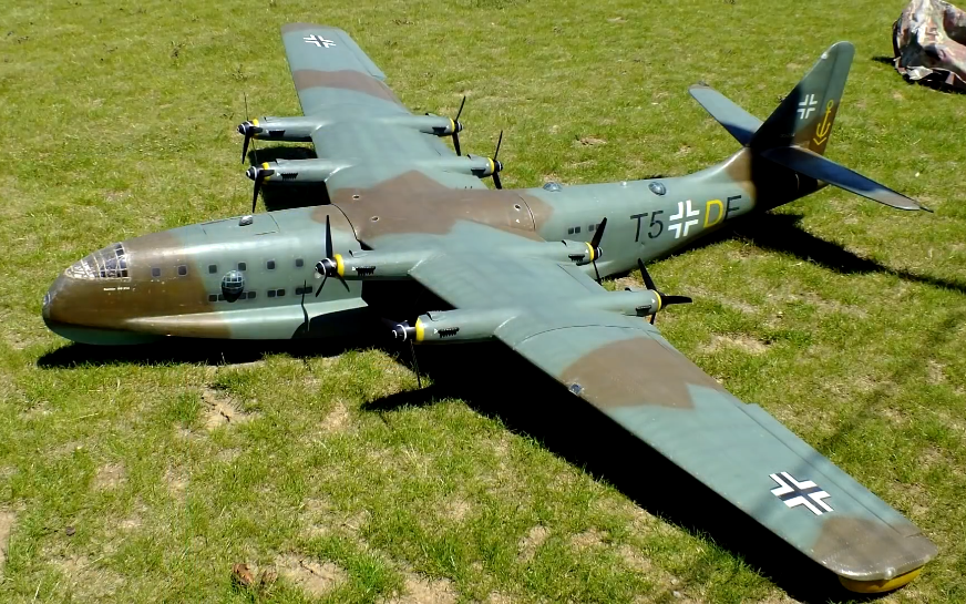 214 遥控水上飞机