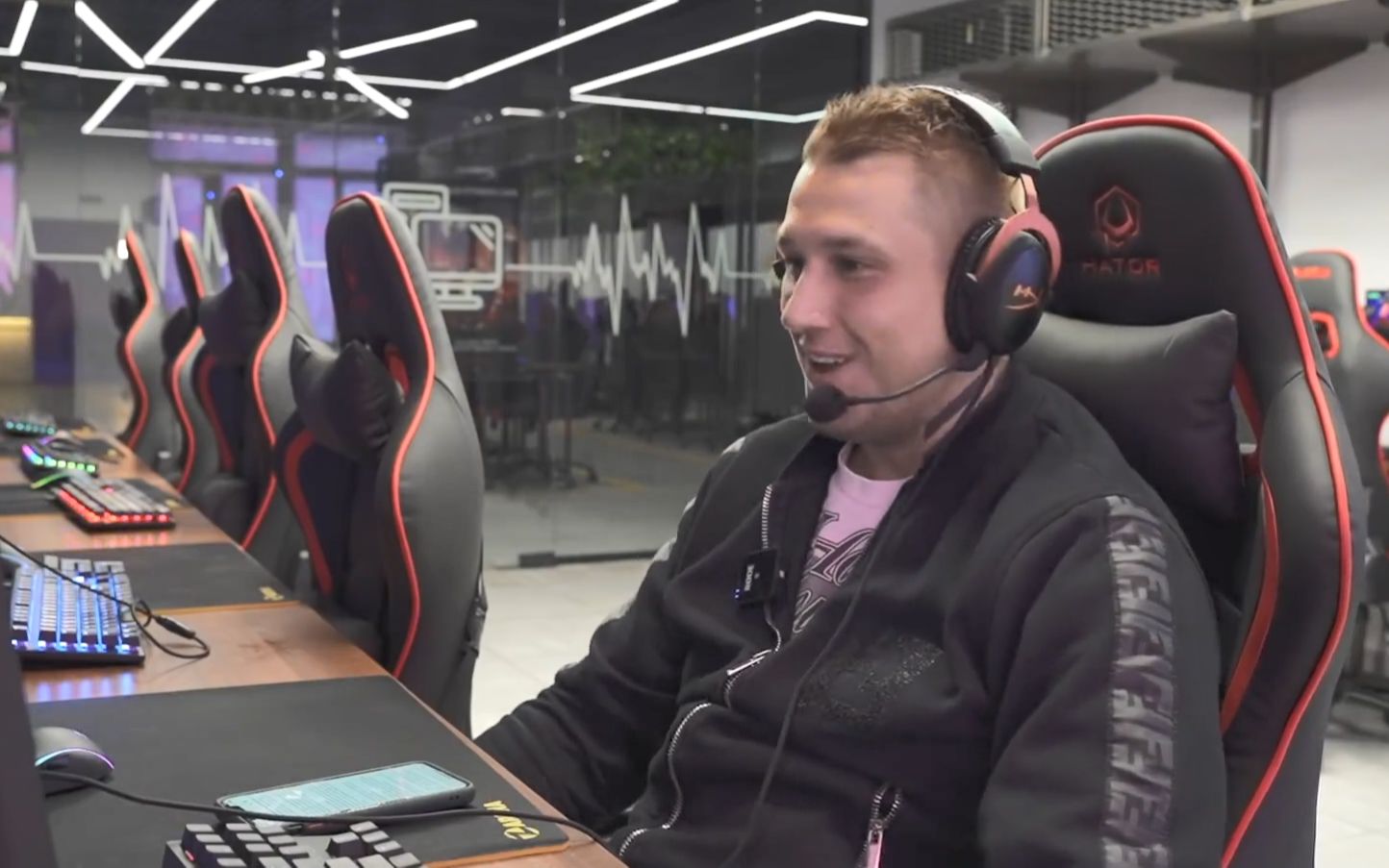 【中字】又见故人!navi官方采访宙斯